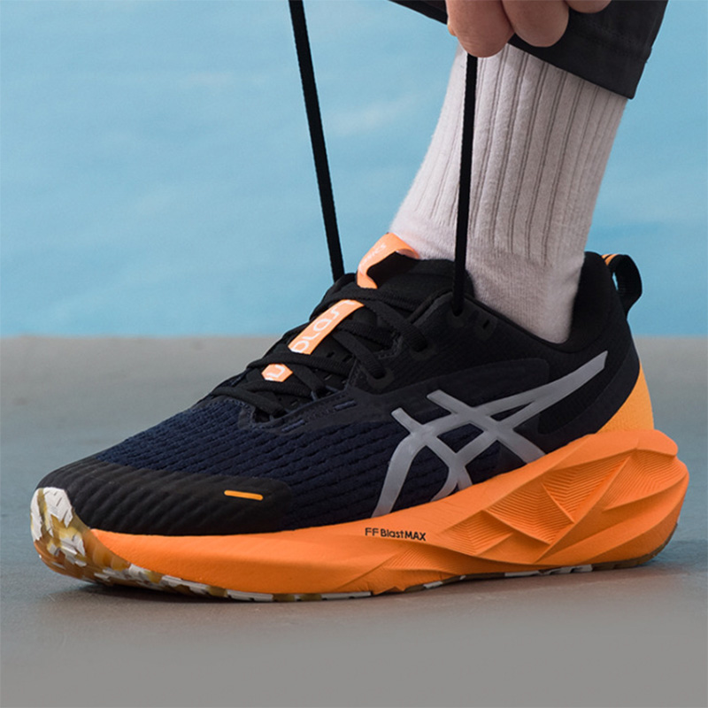 Running Gear Asics - Asics Herren-Laufschuhe NOVABLAST5 Straßenlauf-Trainingsschuhe mit Stoßdämpfung,